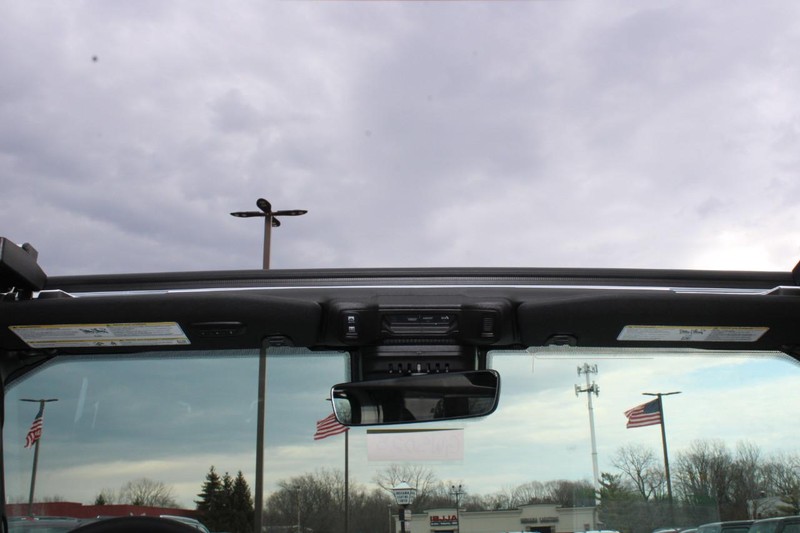 Jeep Wrangler Vehicle Image 05