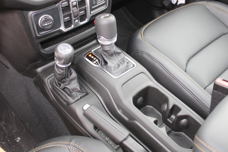 Jeep Wrangler Vehicle Image 15