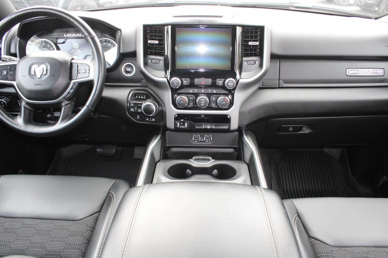 Ram 1500 Vehicle Image 11