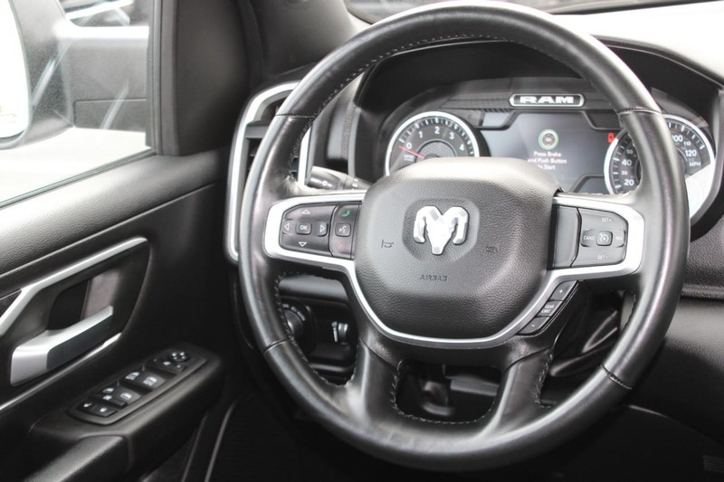 Ram 1500 Vehicle Image 12