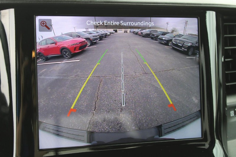 Ram 1500 Vehicle Image 18