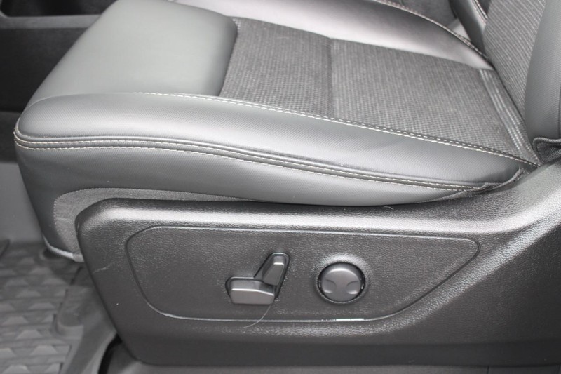Ram 1500 Vehicle Image 25