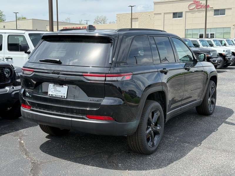 Jeep Grand Cherokee Vehicle Image 03