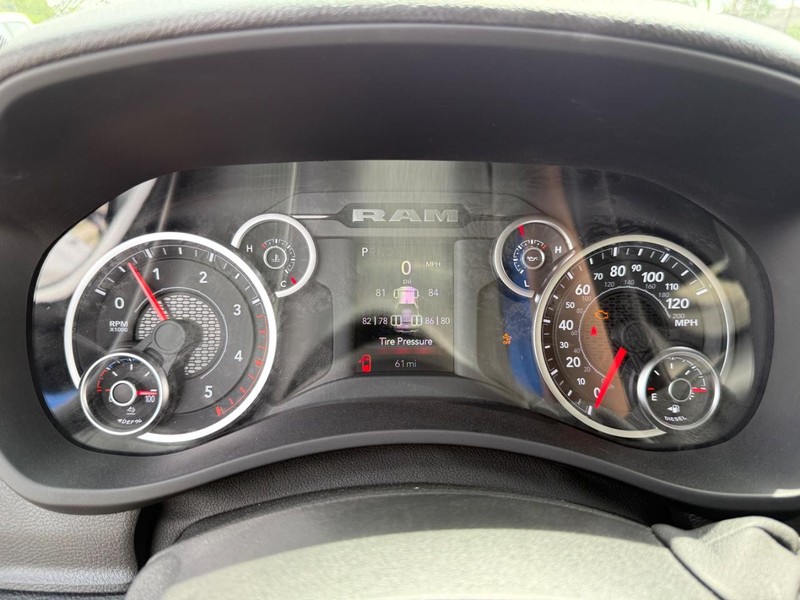 Ram 3500 Vehicle Image 14