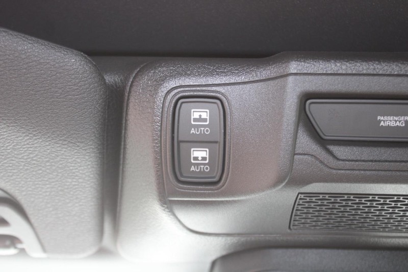 Jeep Wrangler Vehicle Image 17