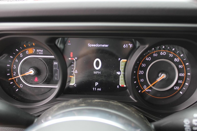 Jeep Wrangler Vehicle Image 18