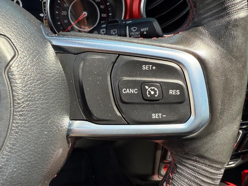 Jeep Wrangler Unlimited Vehicle Image 12