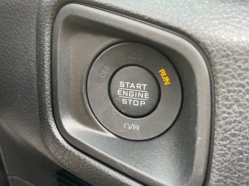 Jeep Wrangler Vehicle Image 10