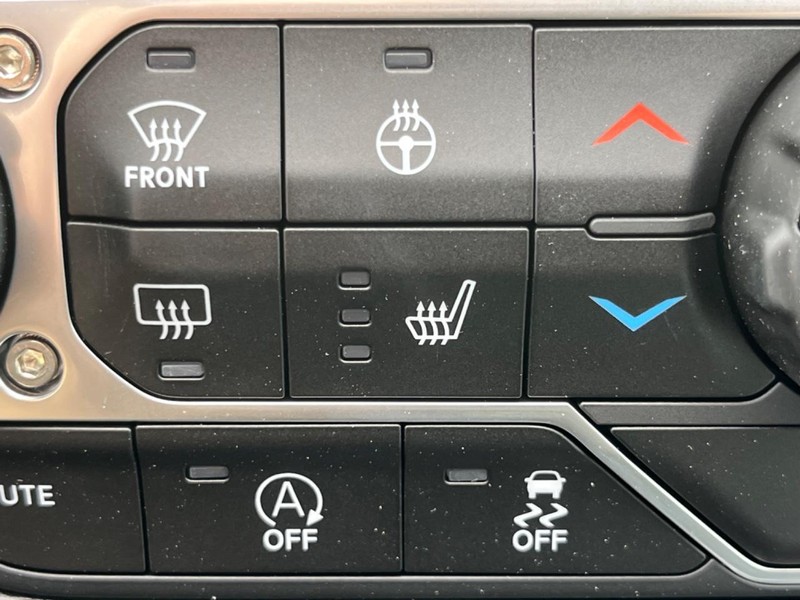 Jeep Wrangler Vehicle Image 11