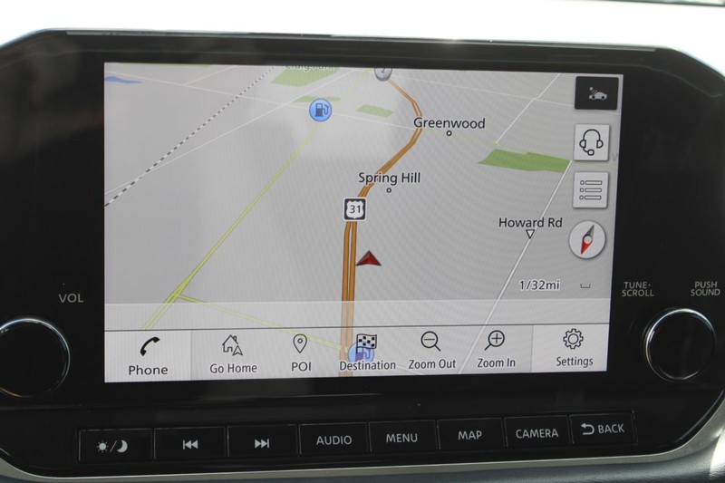 Nissan Rogue Vehicle Image 19
