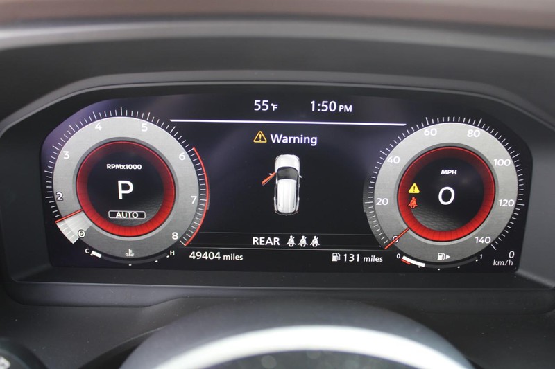 Nissan Rogue Vehicle Image 24