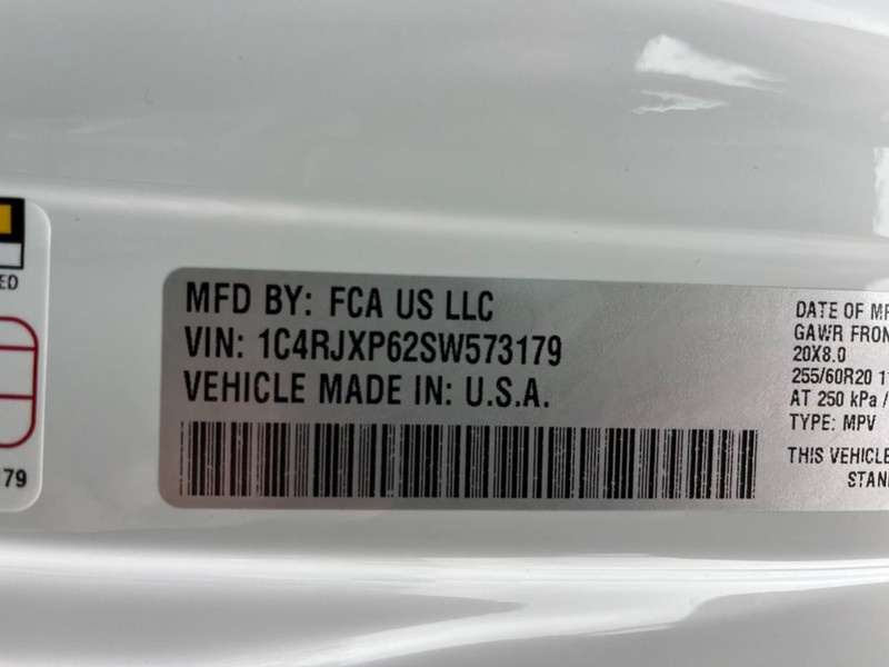 Jeep Wrangler 4xe Vehicle Image 22