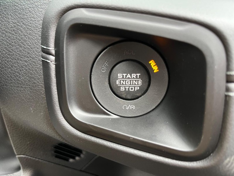 Jeep Wrangler 4xe Vehicle Image 10