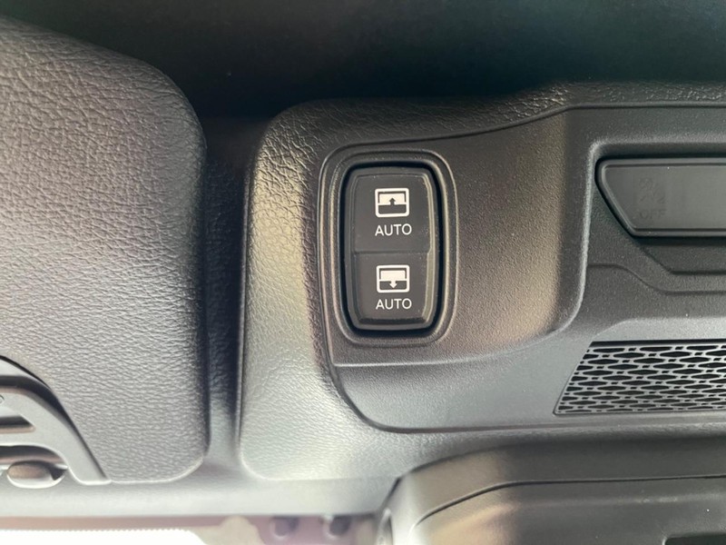 Jeep Wrangler 4xe Vehicle Image 17