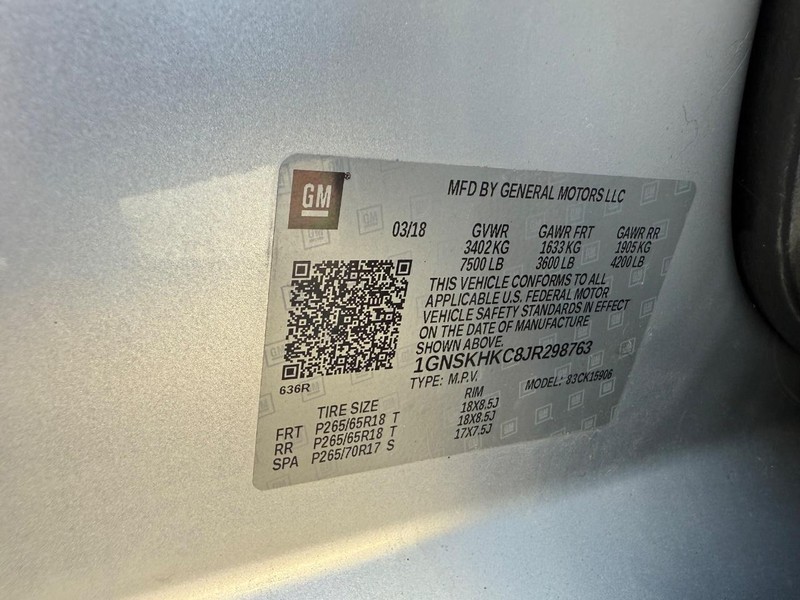 Chevrolet Suburban Vehicle Image 28