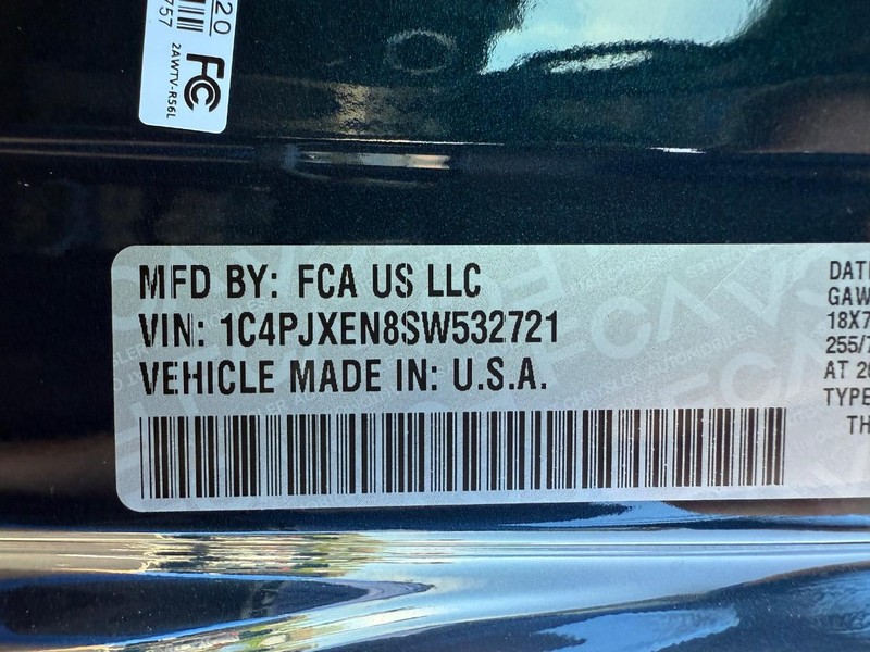 Jeep Wrangler Vehicle Image 21
