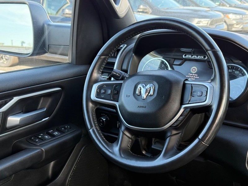 Ram 1500 Vehicle Image 12