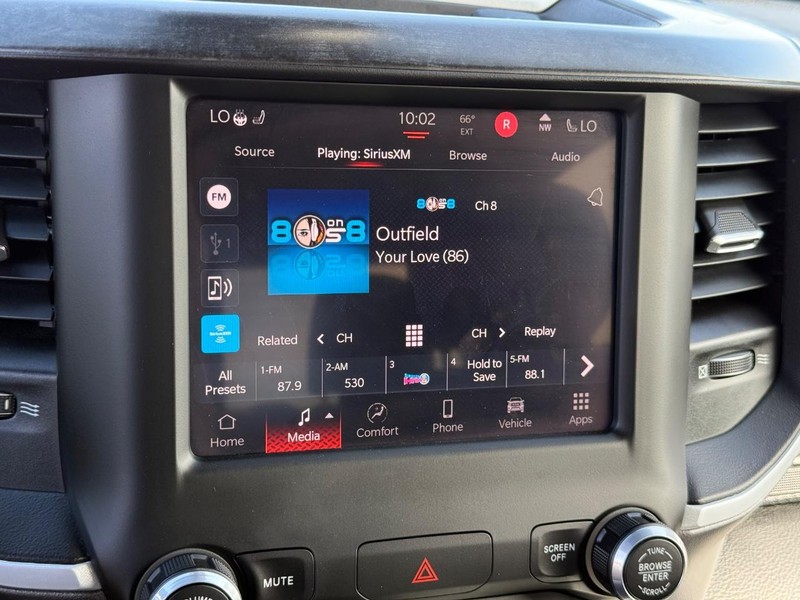 Ram 1500 Vehicle Image 17