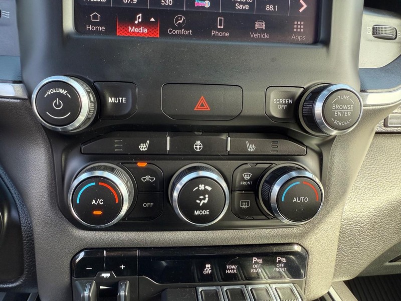Ram 1500 Vehicle Image 19