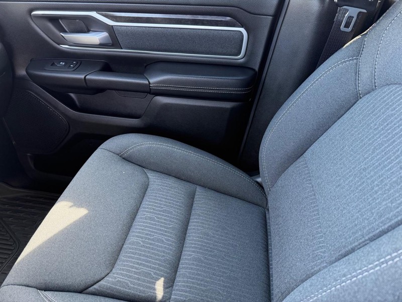 Ram 1500 Vehicle Image 21
