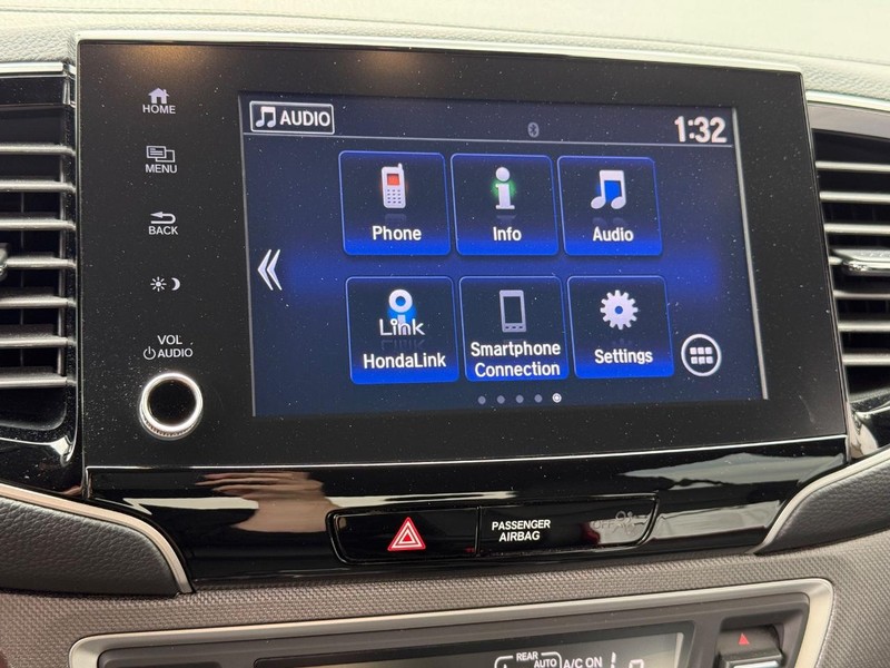 Honda Ridgeline Vehicle Image 18