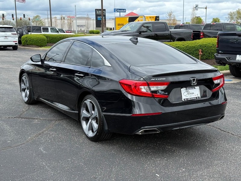Honda Accord Sedan Vehicle Image 05