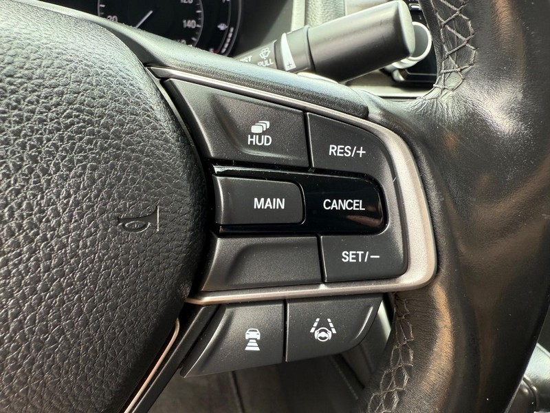 Honda Accord Sedan Vehicle Image 15