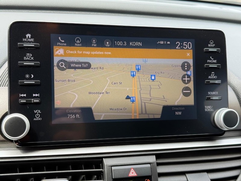Honda Accord Sedan Vehicle Image 18