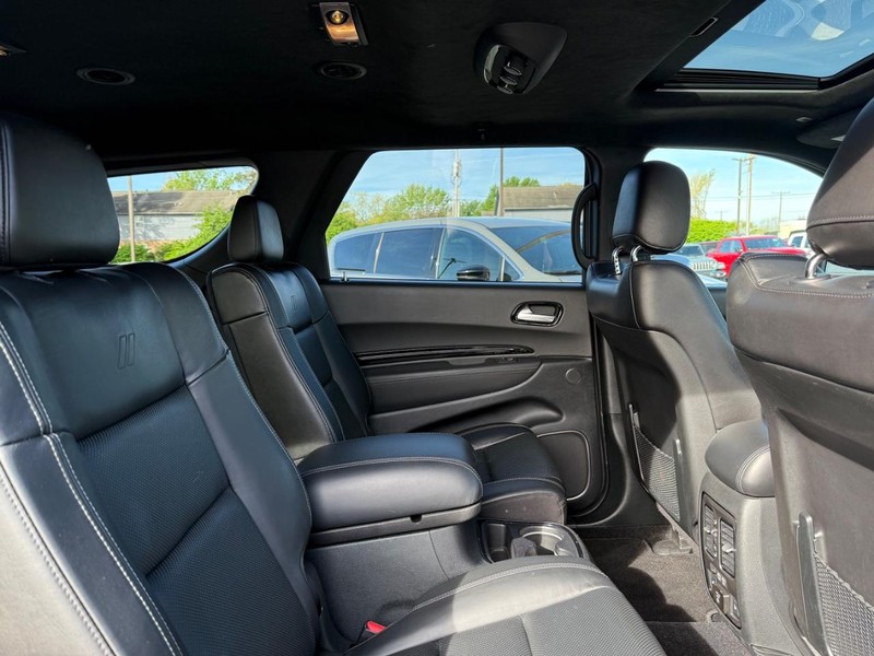 Dodge Durango Vehicle Image 11