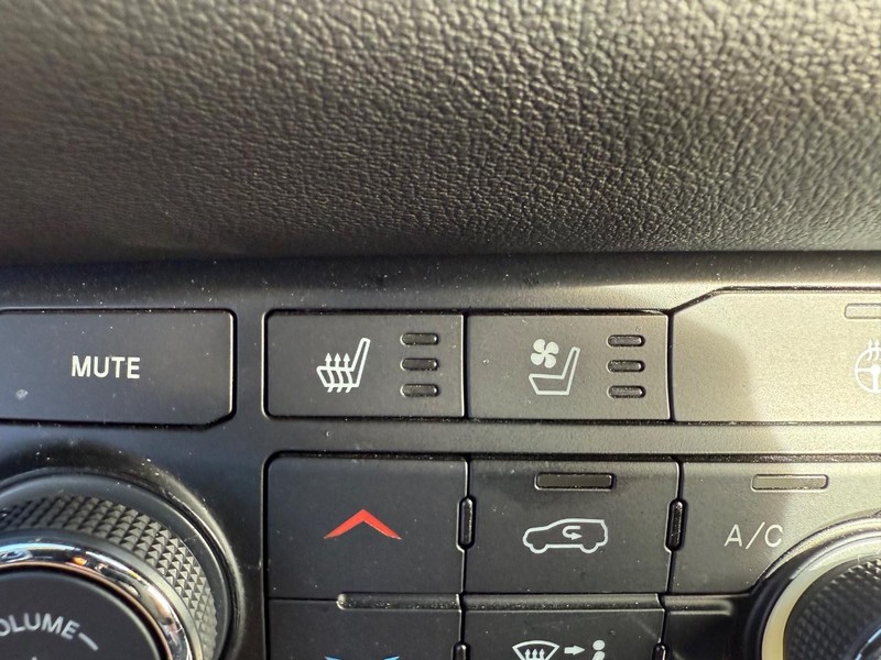 Dodge Durango Vehicle Image 19