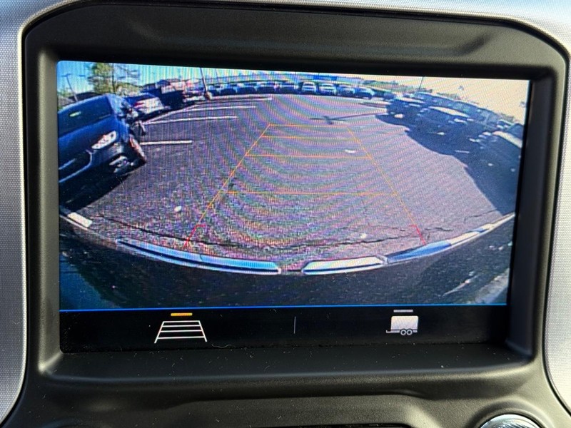 GMC Sierra 1500 Vehicle Image 18