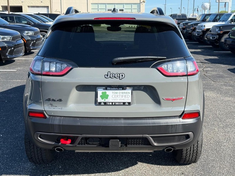 Jeep Cherokee Vehicle Image 04