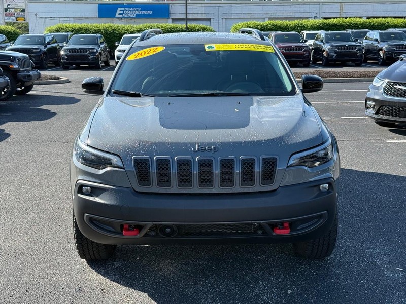 Jeep Cherokee Vehicle Image 10