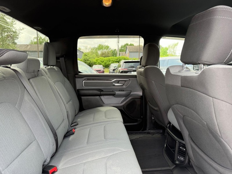 Ram 1500 Vehicle Image 10