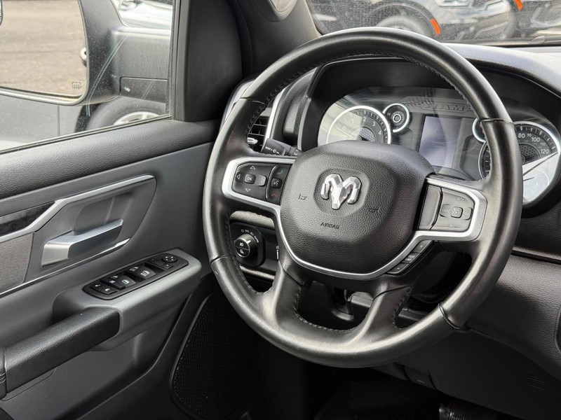 Ram 1500 Vehicle Image 12