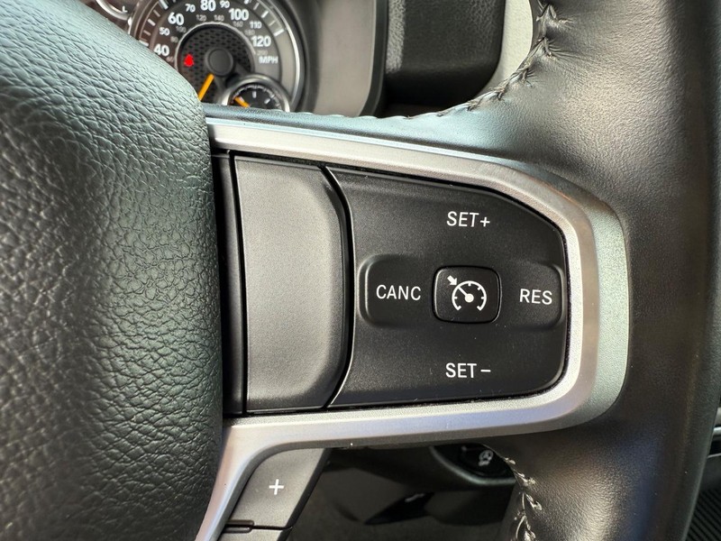 Ram 1500 Vehicle Image 14
