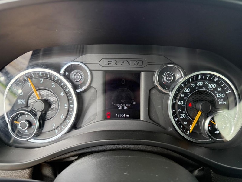 Ram 1500 Vehicle Image 21