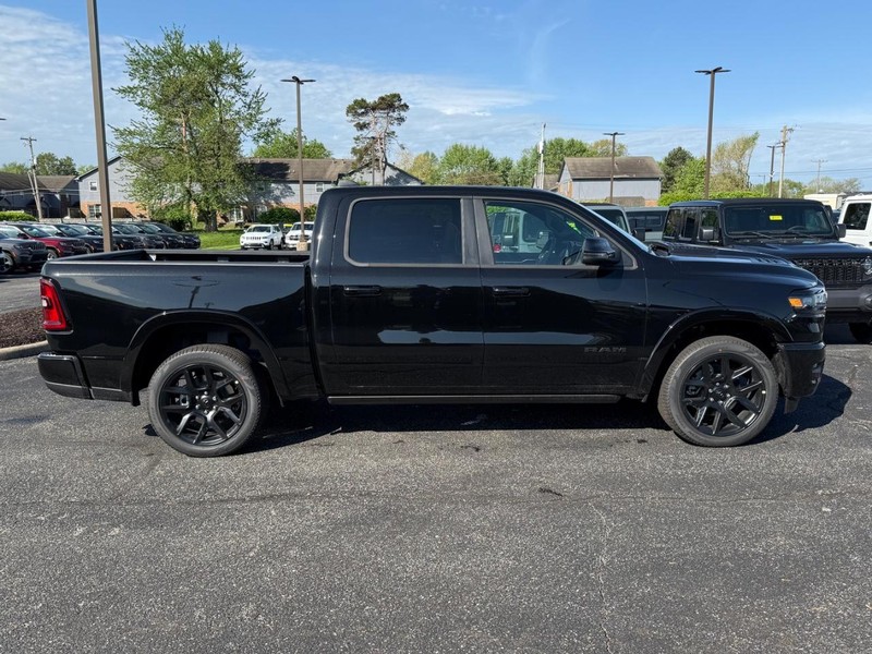 Ram 1500 Vehicle Image 02