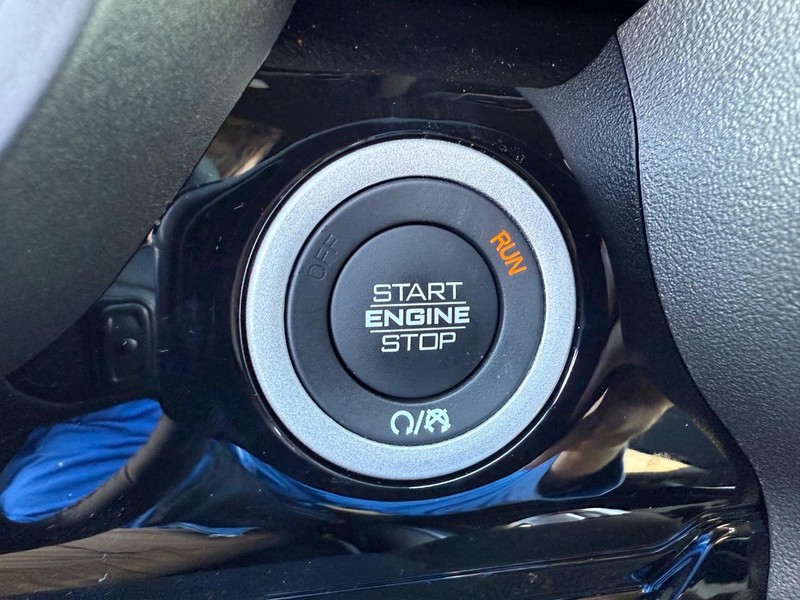 Ram 1500 Vehicle Image 10
