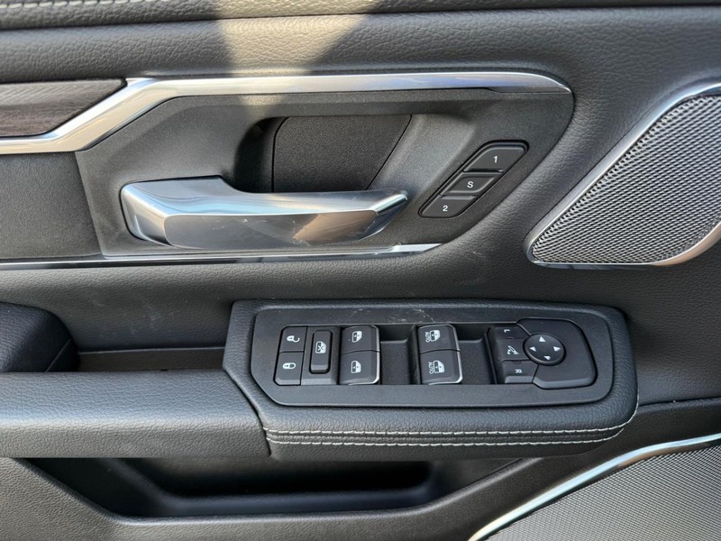 Ram 1500 Vehicle Image 17
