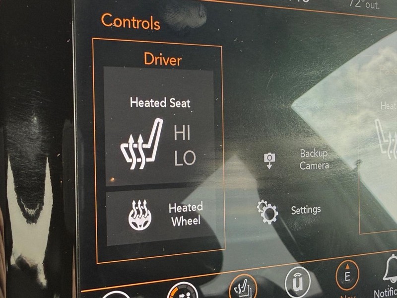 Jeep Grand Cherokee Vehicle Image 19