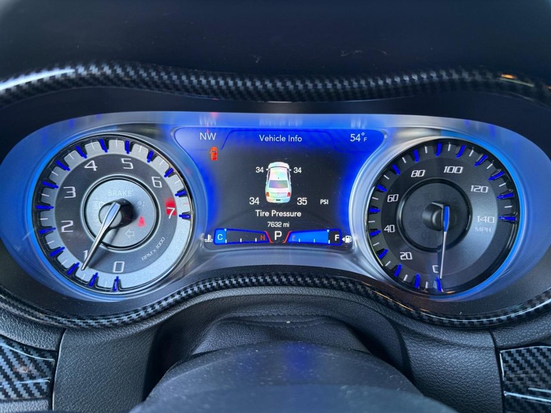 Chrysler 300 Vehicle Image 23