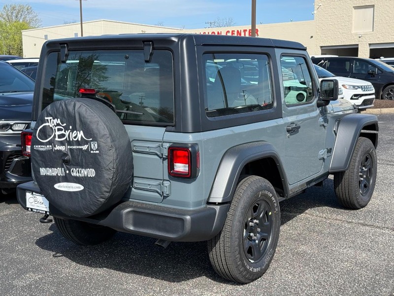 Jeep Wrangler Vehicle Image 03