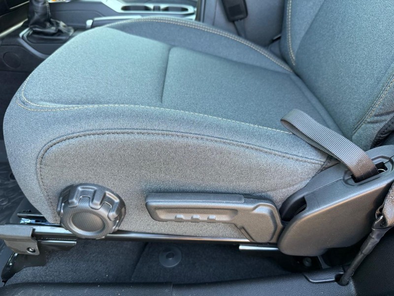 Jeep Wrangler Vehicle Image 18