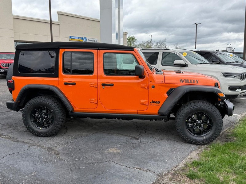 Jeep Wrangler Vehicle Image 02