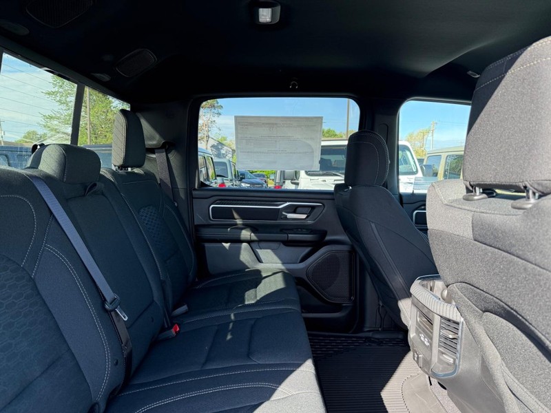 Ram 1500 Vehicle Image 04