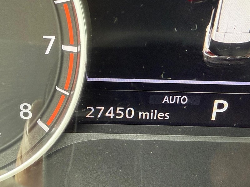 Nissan Rogue Vehicle Image 22