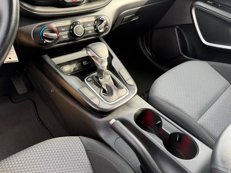 Kia Soul Vehicle Image 18