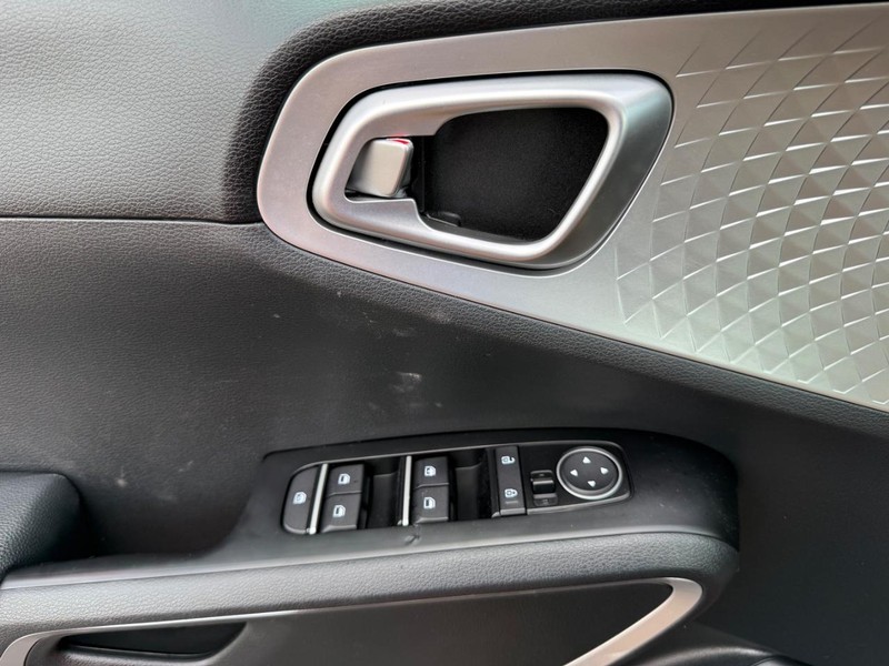 Kia Soul Vehicle Image 22