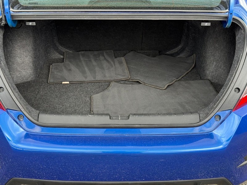 Honda Civic Sedan Vehicle Image 07